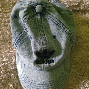 Adidas Jean baseball cap